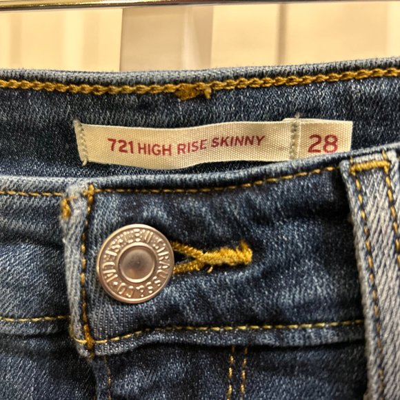 Levi 721 High Rise Skinny Jean size 28/30 - Picture 6 of 8